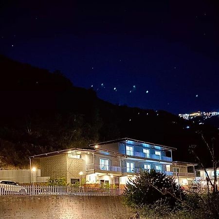 Sl Manor Hill Resort Mussoorie Exterior photo